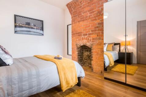 23 Milverton Road Manchester M145PJ 021