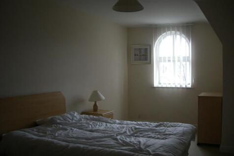 Photograph 3