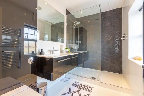 5, Tilekiln Close, Waltham Cross, Herts, EN7 5RE-3