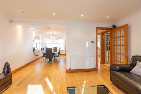 5, Tilekiln Close, Waltham Cross, Herts, EN7 5RE-4