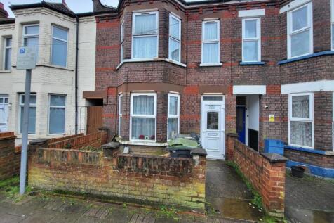Large 3 Bedroom House for Sale