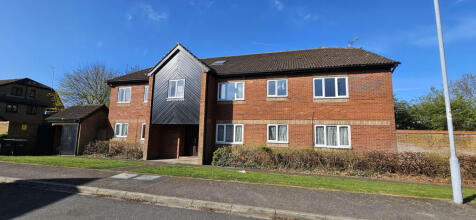 2 Bedroom Flat for Rent in Rodeheath