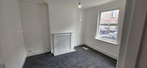 3 bedroom Terraced for rent