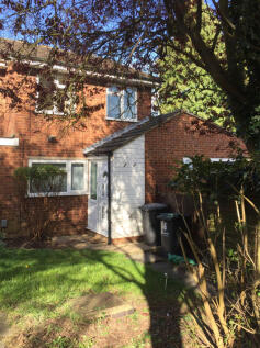 2 or 3 Bedroom Terraced for Rent