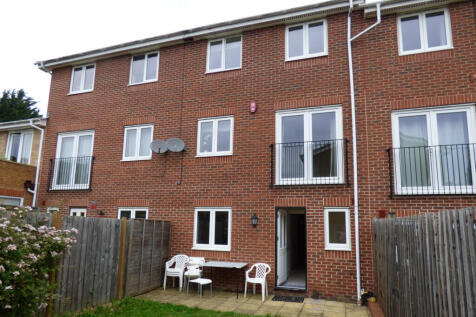 4 bedroom House for rent