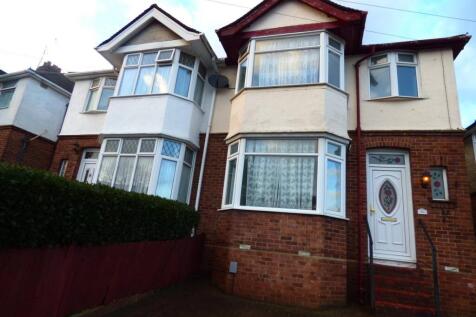 3 bedroom Semi Detached for rent