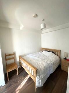 bed 1.jpg