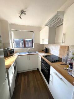 kitchen 3.jpg