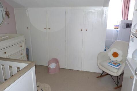 bed 3.JPG