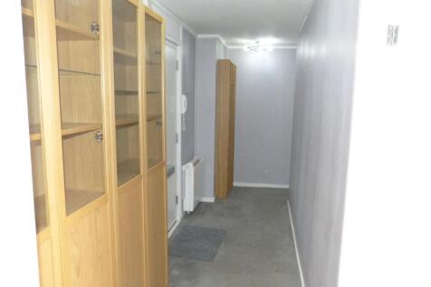 Hallway.JPG