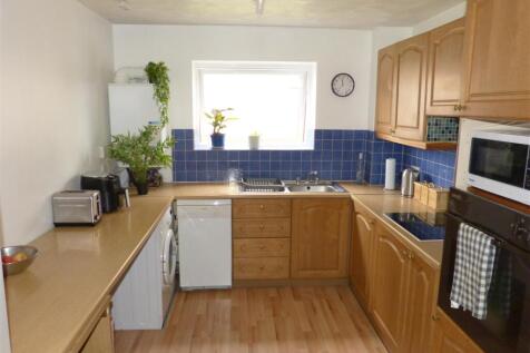 Kitchen.JPG