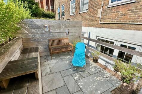 Property Image 16