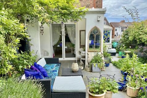 Property Image 12