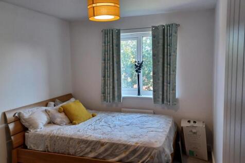 2nd Bedroom