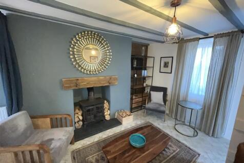 living room.JPG