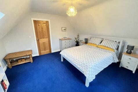 Rear Bedroom 5