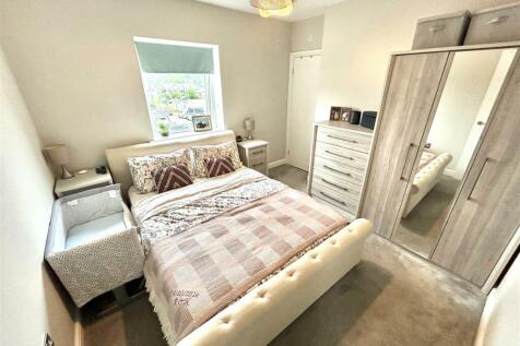Master bedroom 1