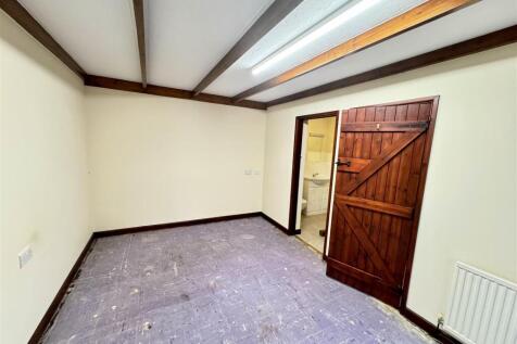 Ground floor bedroom