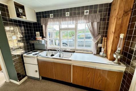 Kitchen - dining room
