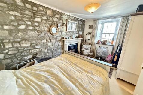 Sitting room / Bedroom 4