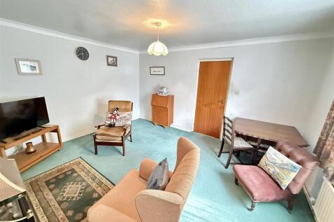 Dining/ sitting room