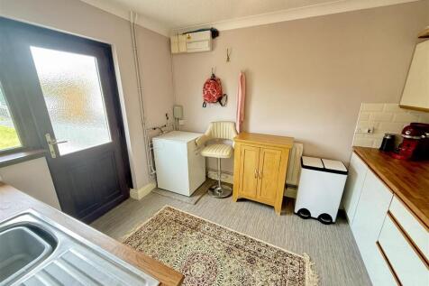 Rear utility room