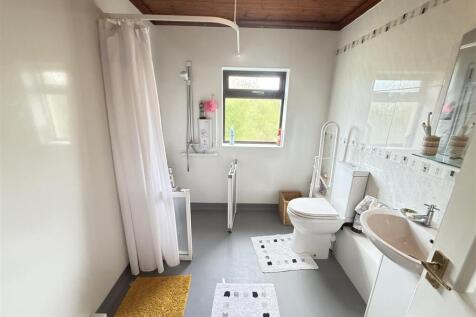 Bathroom/ wet room