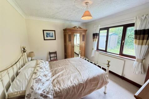 Ensuite Bedroom