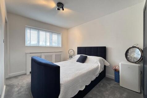 2nd Bedroom