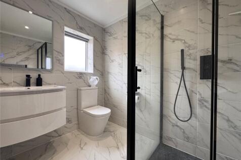 Master En-Suite