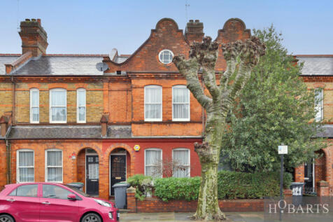 3 Bedroom Mid -Terraced House for Sale
