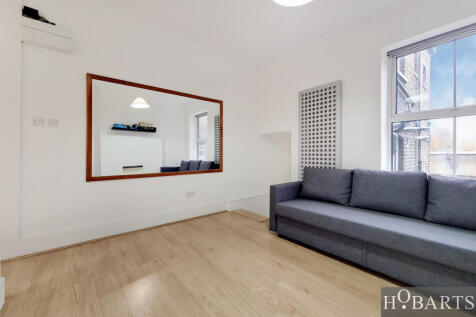 2 bedroom Apartment with terrace for rent
