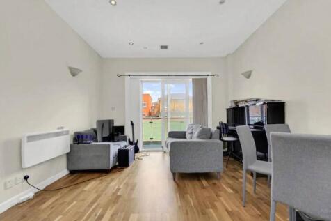 Tower Point, Enfield EN2