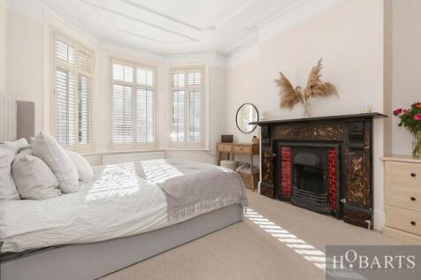 2 Bedroom Ground Floor Edwardian Converted Flat f