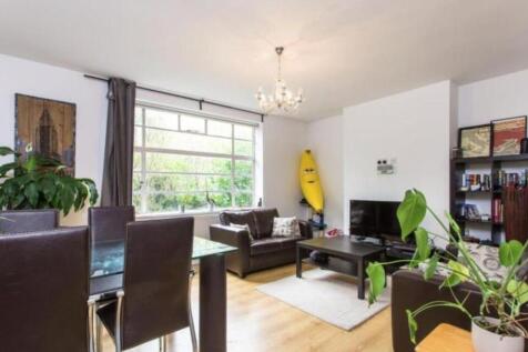 3 Bedroom Apartment to Rent in Hampstead Garden S