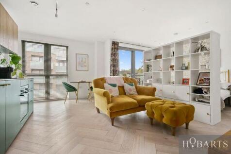 1 Bedroom Flat for Sale