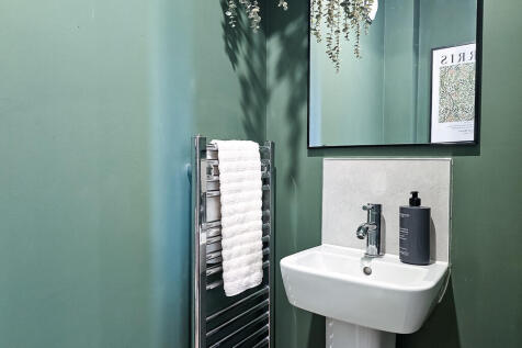 9 Poppy Close Kna...