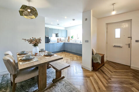 9 Poppy Close Kna...