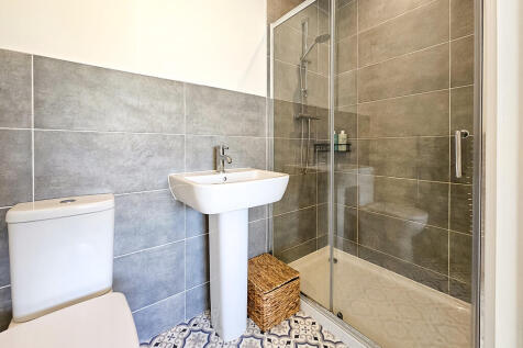 9 Poppy Close Kna...