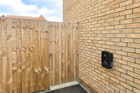 9 Poppy Close Kna...