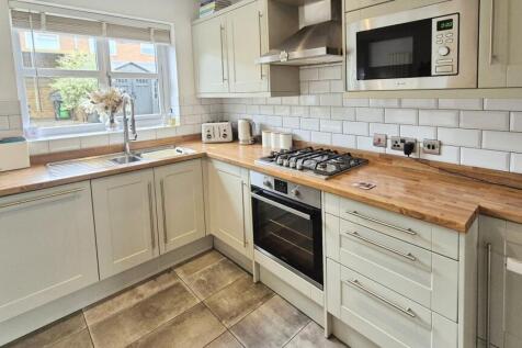 EXTENDED KITCHEN