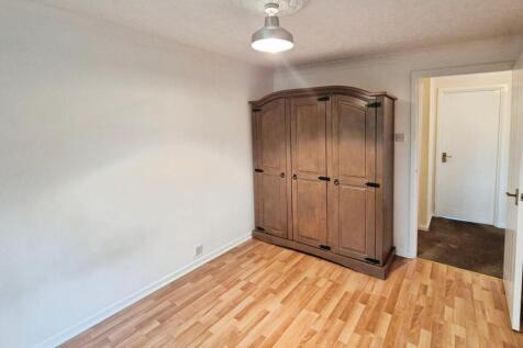 pbox-bedroom-346370.jpg