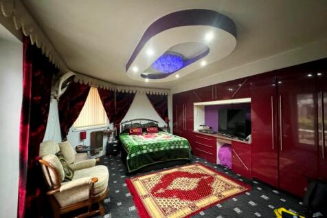 G/floor Master Bedroom