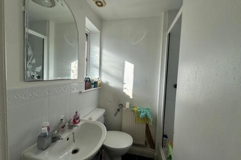 En Suite Bathroom