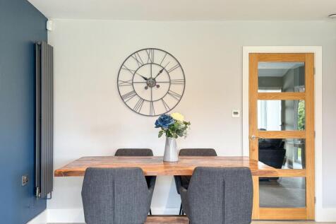 Kitchen / Diner / Lounge