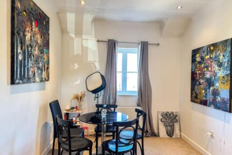 Lounge / diner