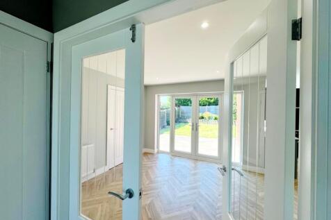 Double doors to Diner