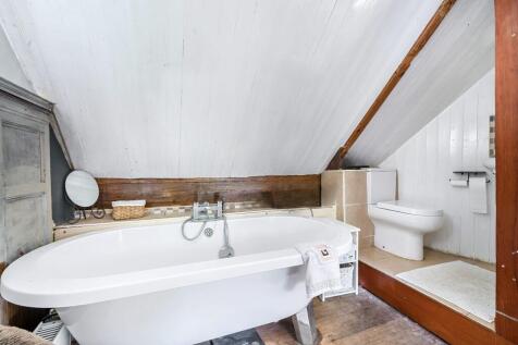 En-Suite 1