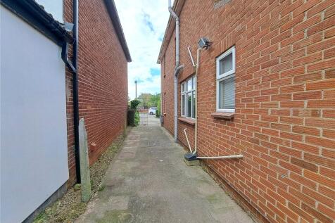 Side Driveway