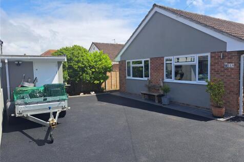 Driveway/Store Room